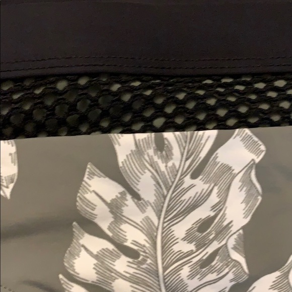 Skye mid waist bikini bottoms in Moana print - Picture 2 of 6